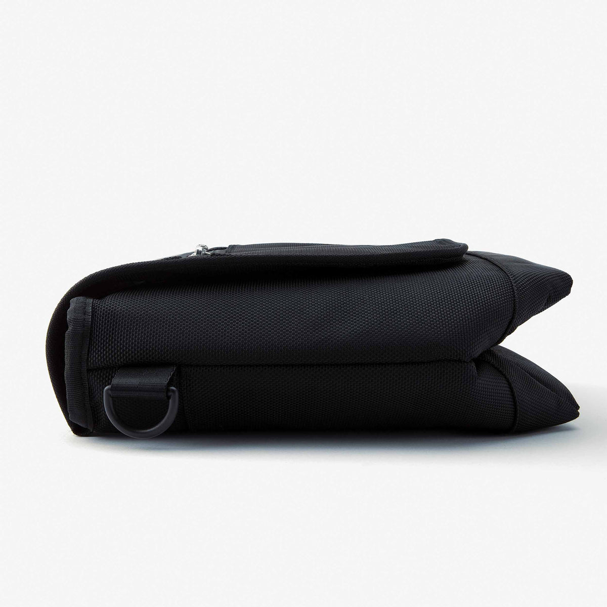 freezable-brooklyn-crossbody-u2 freezable-brooklyn-crossbody-black-ecofreeze-plus-flat_b62870bb-68b1-4c0c-846f-a30840c26944.jpg