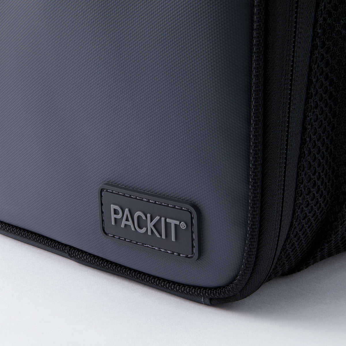 freezable-upright-lunch-box-z1 freezable-upright-lunch-box-black-gray-zoom-logo.jpg