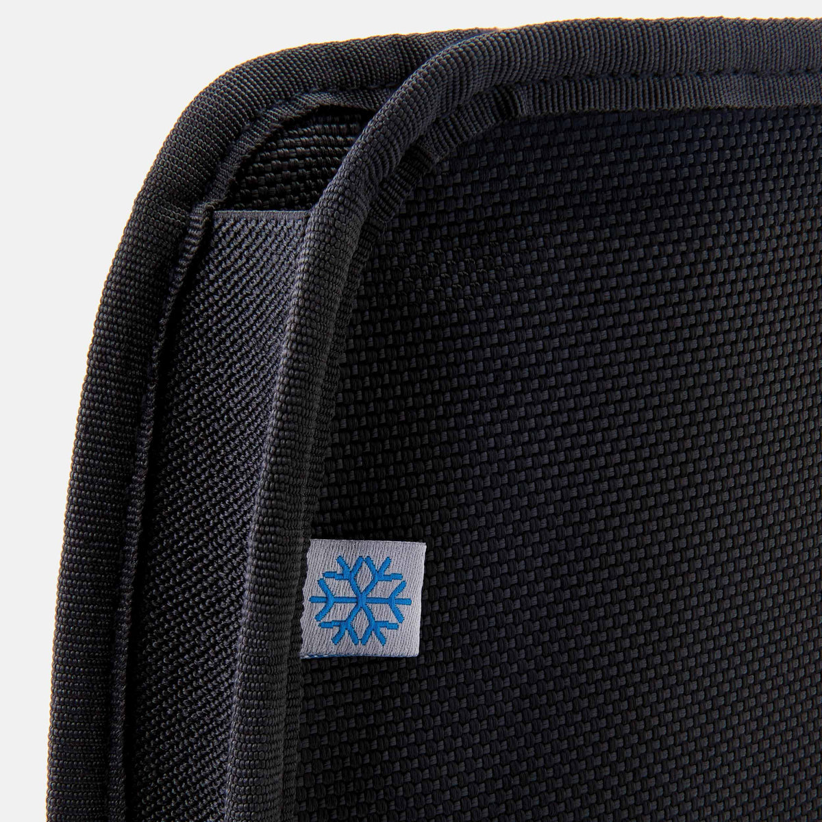 freezable-wine-cooler-t1 freezable-wine-cooler-black-zoom-snowflake-tag.jpg